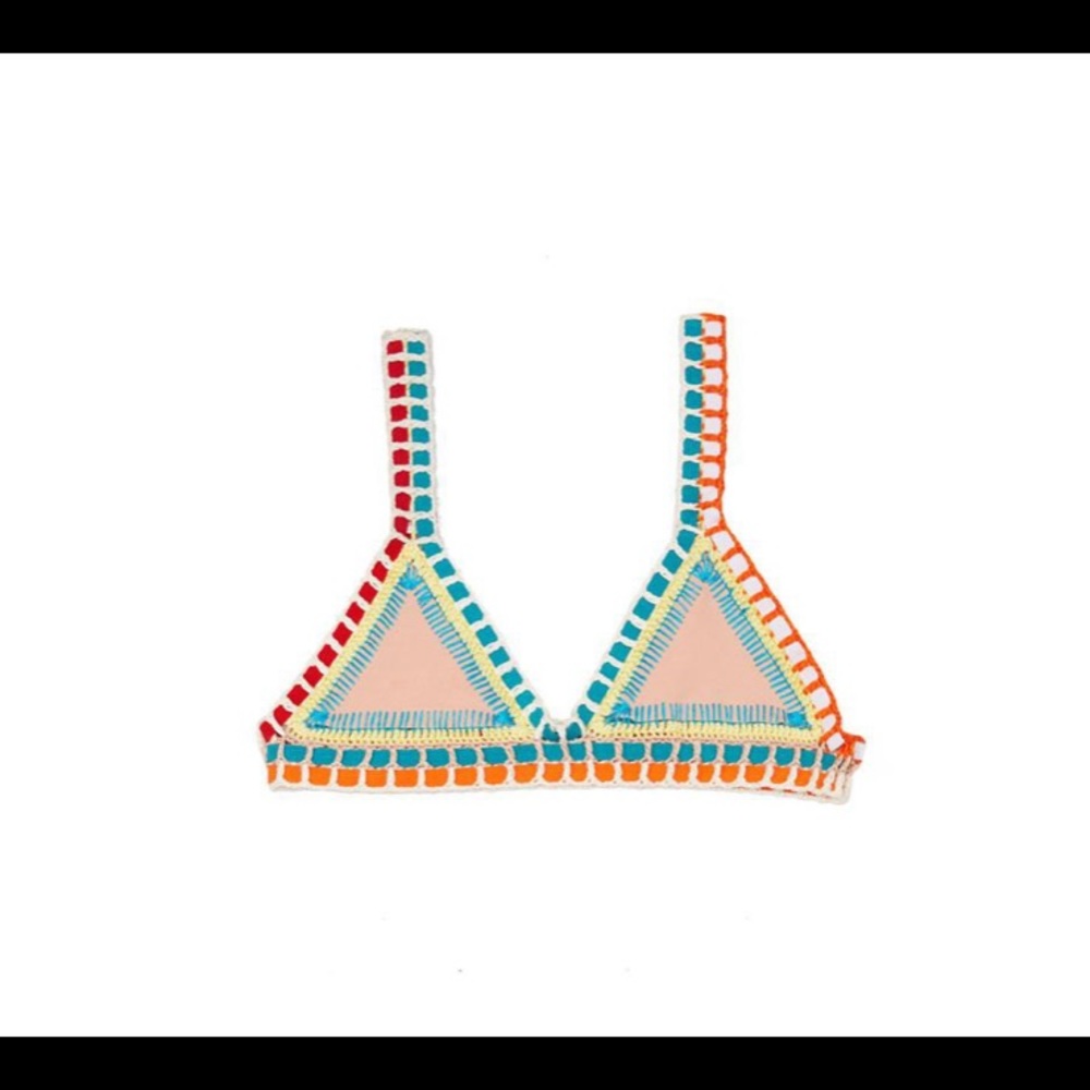 Size medium Kiini bikini top!